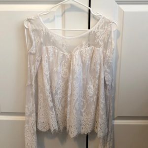 Brand new abercrombie white beautiful blouse